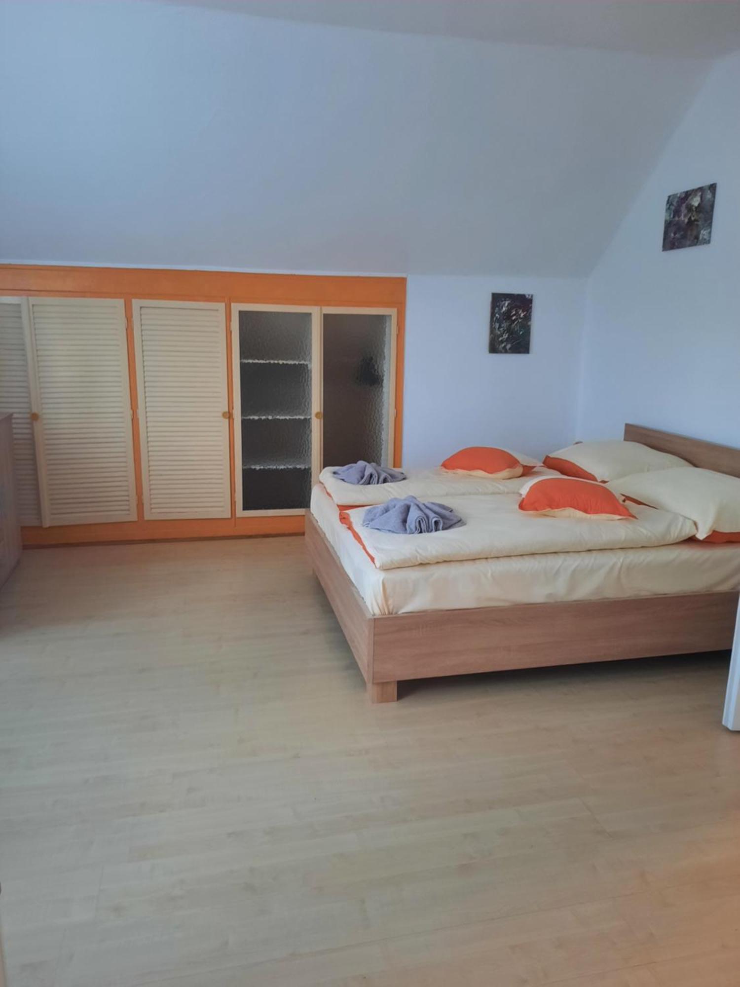 Appartamento Galeria Vendeghaz Hajdúszoboszló Esterno foto