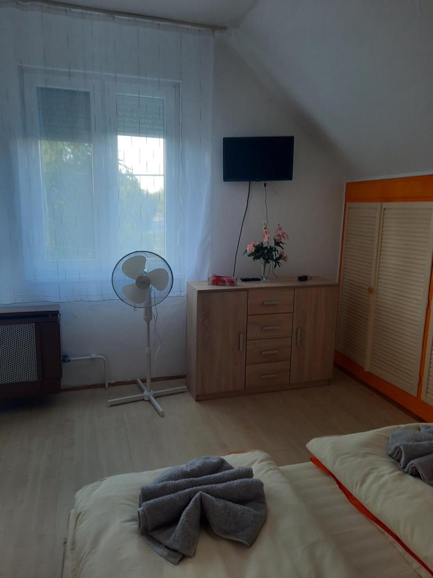 Appartamento Galeria Vendeghaz Hajdúszoboszló Esterno foto